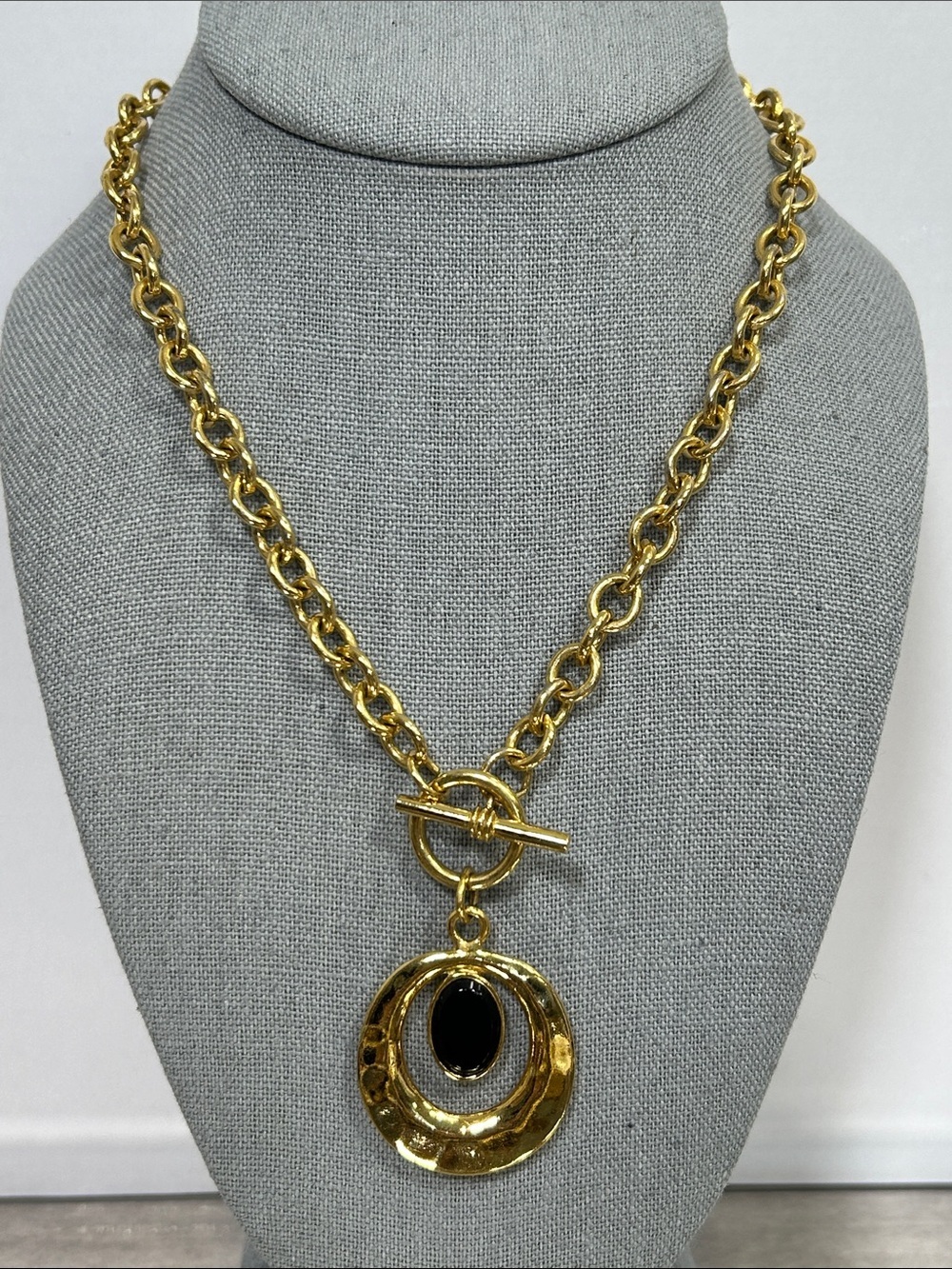 Gold Chain Pendant Necklace with Black Accent